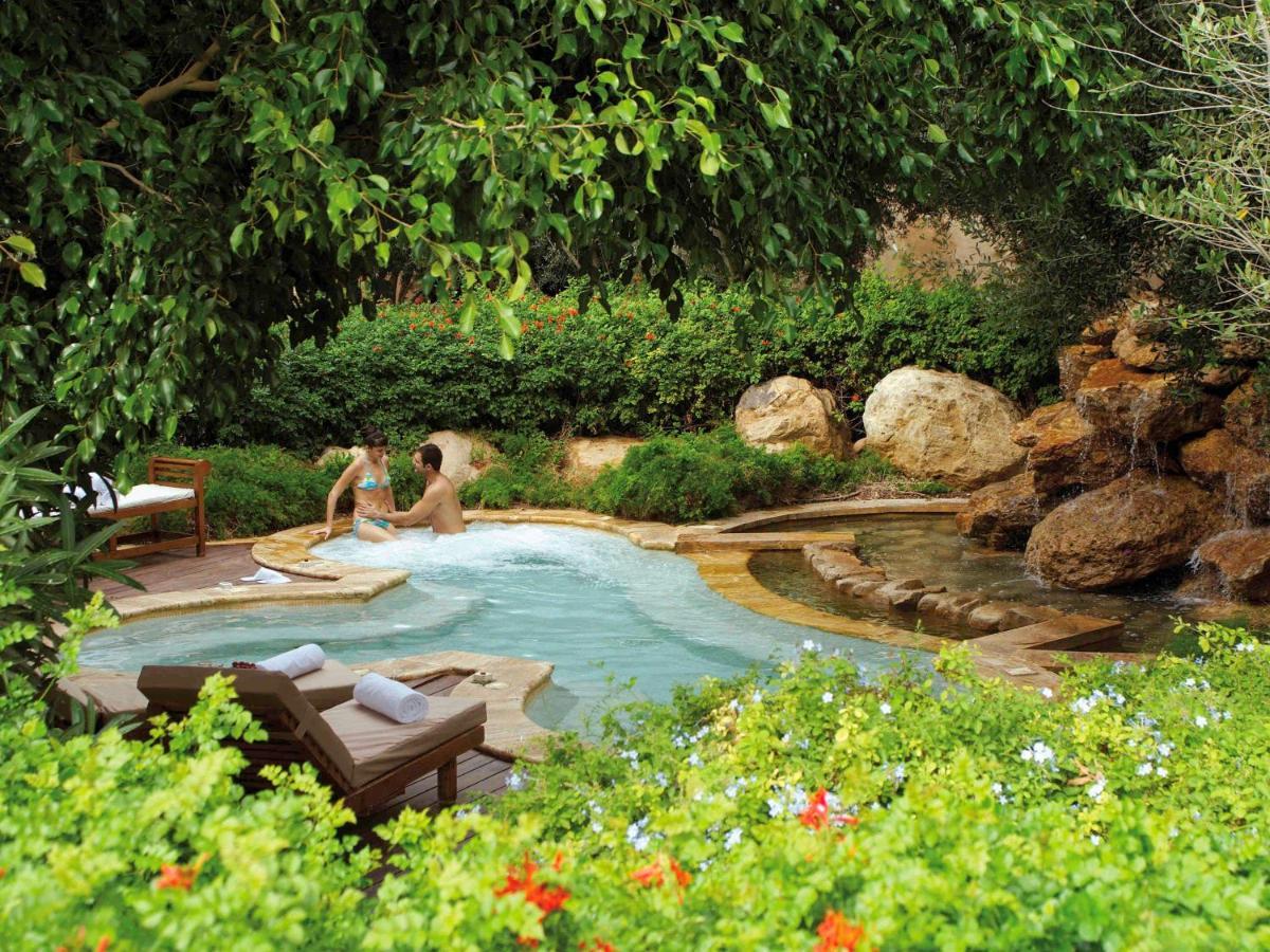 Moevenpick Resort & Spa Dead Sea Sweimeh Esterno foto The Bua Spa at Four Seasons Resort, Koh Samui