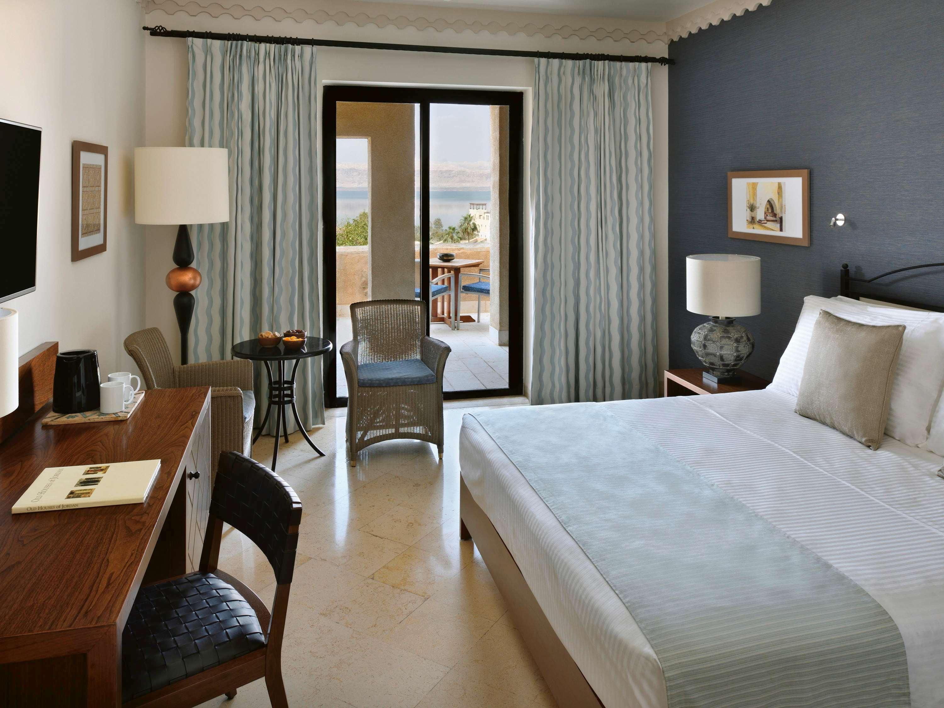 Moevenpick Resort & Spa Dead Sea Sweimeh Esterno foto A room at the Westin Resort & Spa, Playa Mujeres, Mexico