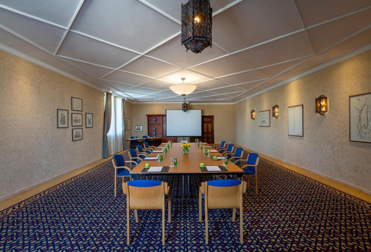 Moevenpick Resort & Spa Dead Sea Sweimeh Esterno foto Meeting room