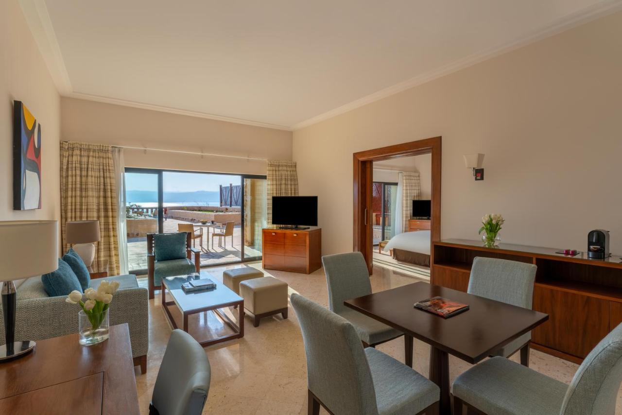 Moevenpick Resort & Spa Dead Sea Sweimeh Esterno foto Suite at the Westin La Paloma