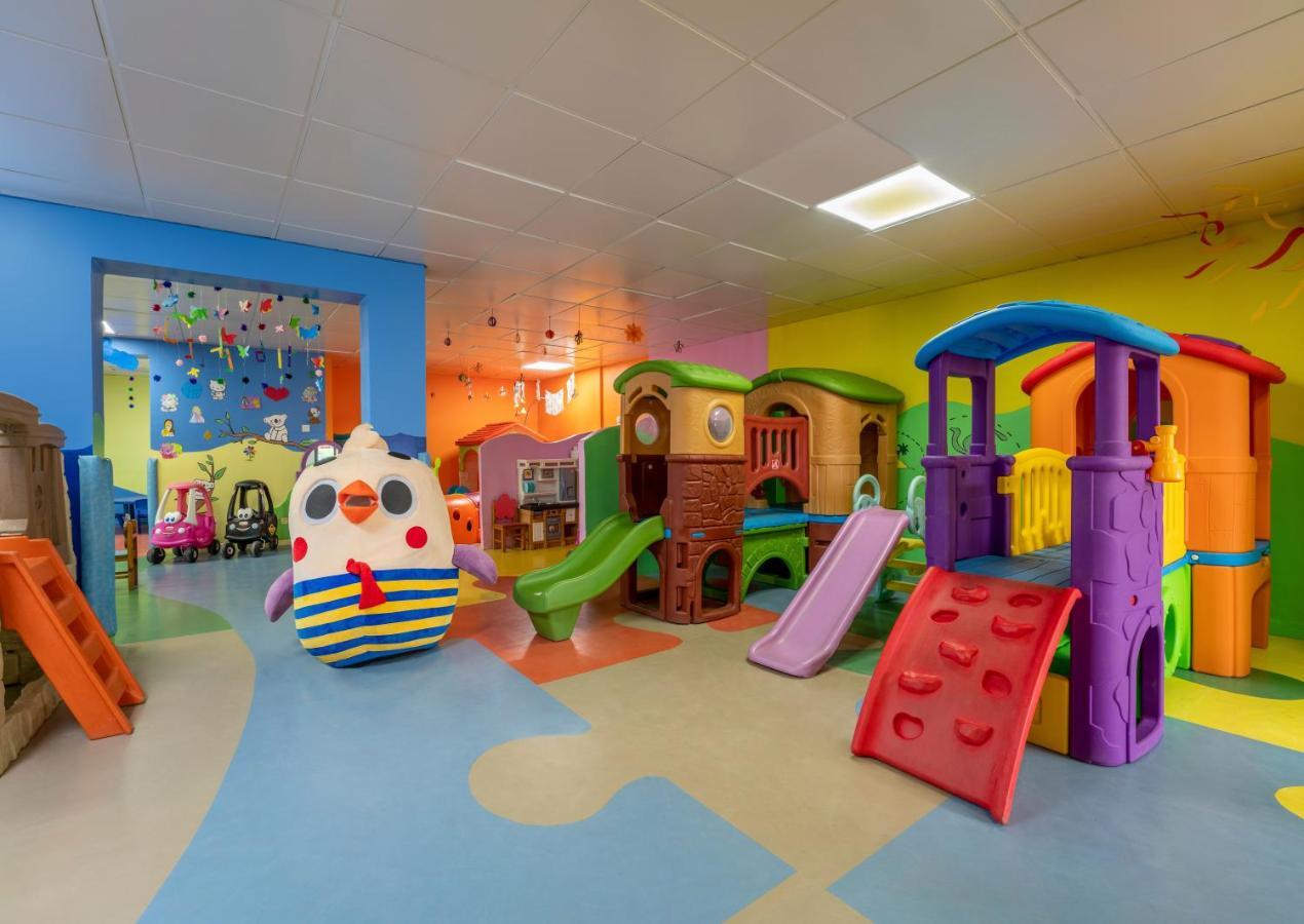 Moevenpick Resort & Spa Dead Sea Sweimeh Esterno foto The Children's Hospital of Philadelphia