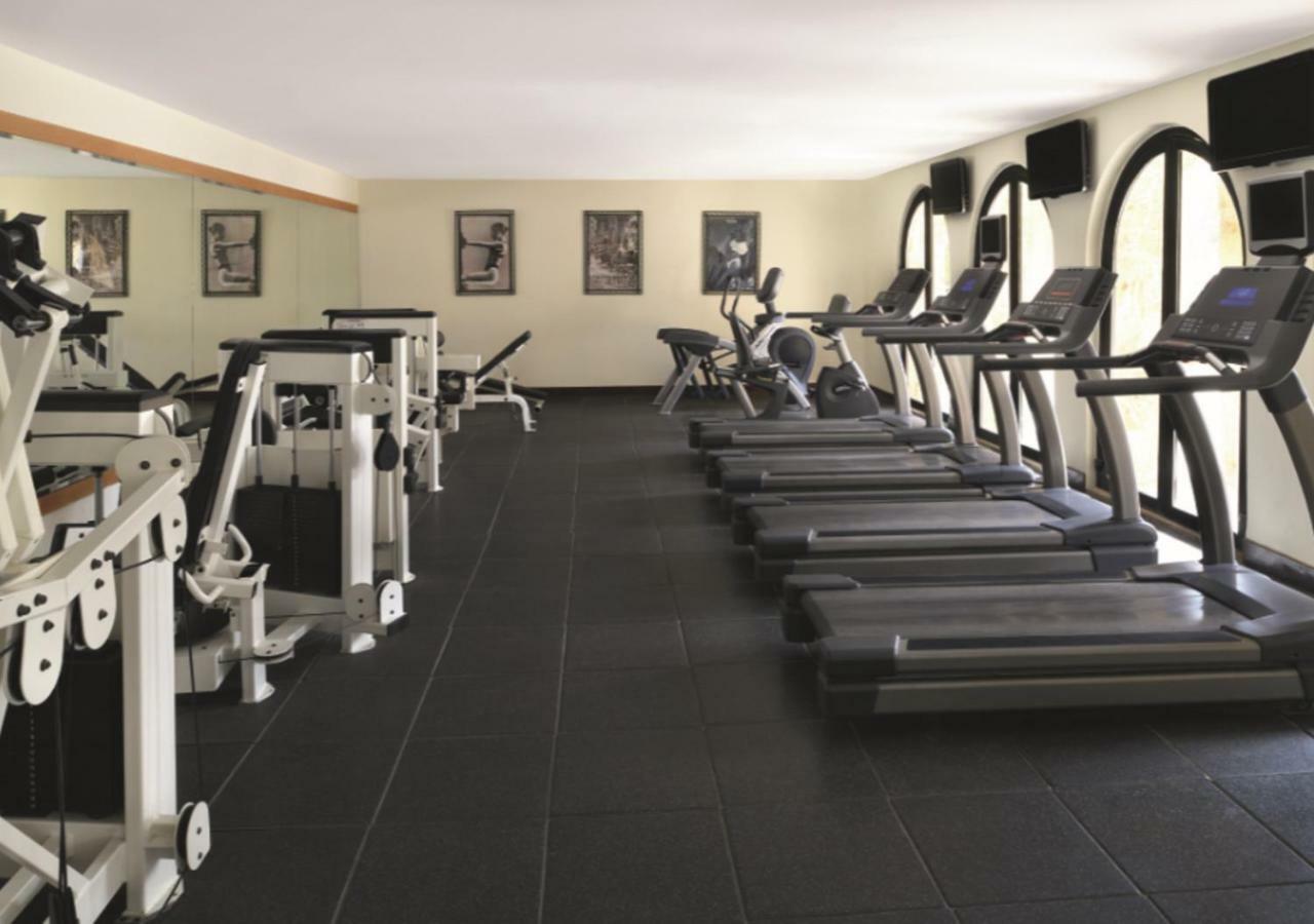 Moevenpick Resort & Spa Dead Sea Sweimeh Esterno foto The gym at the hotel